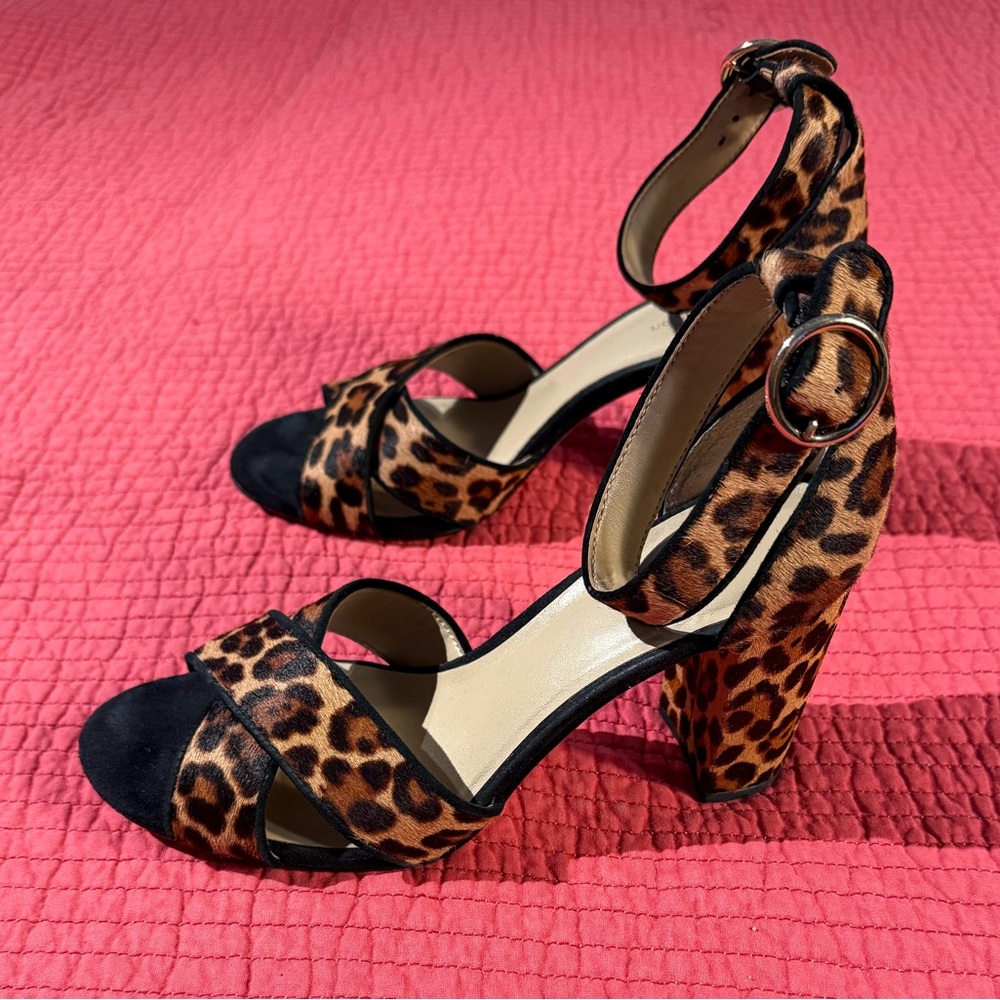 ANN TAYLOR ALICE HAIRCALF BLOCK HEEL SAND